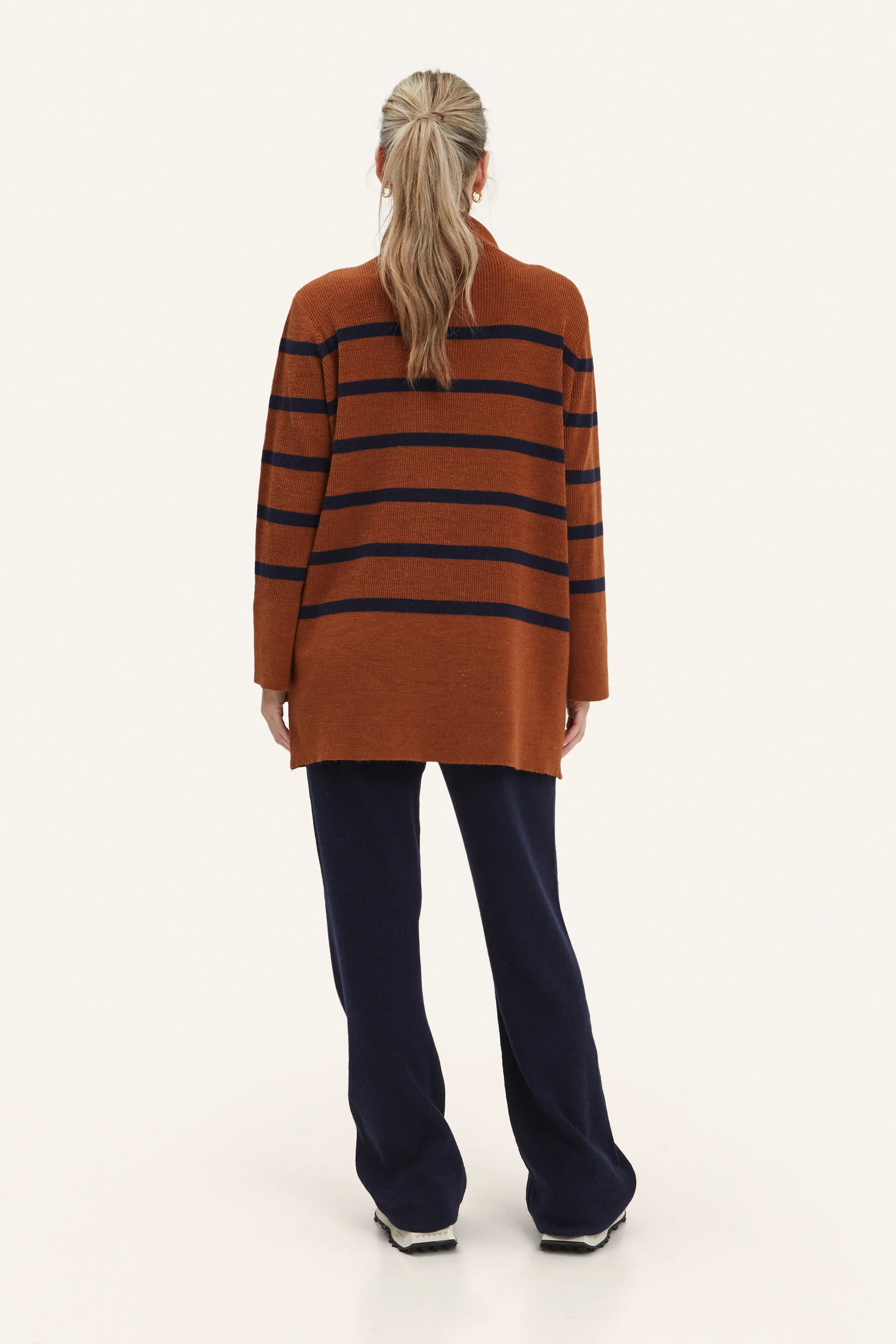 Sarabeth Sweater - Image 4