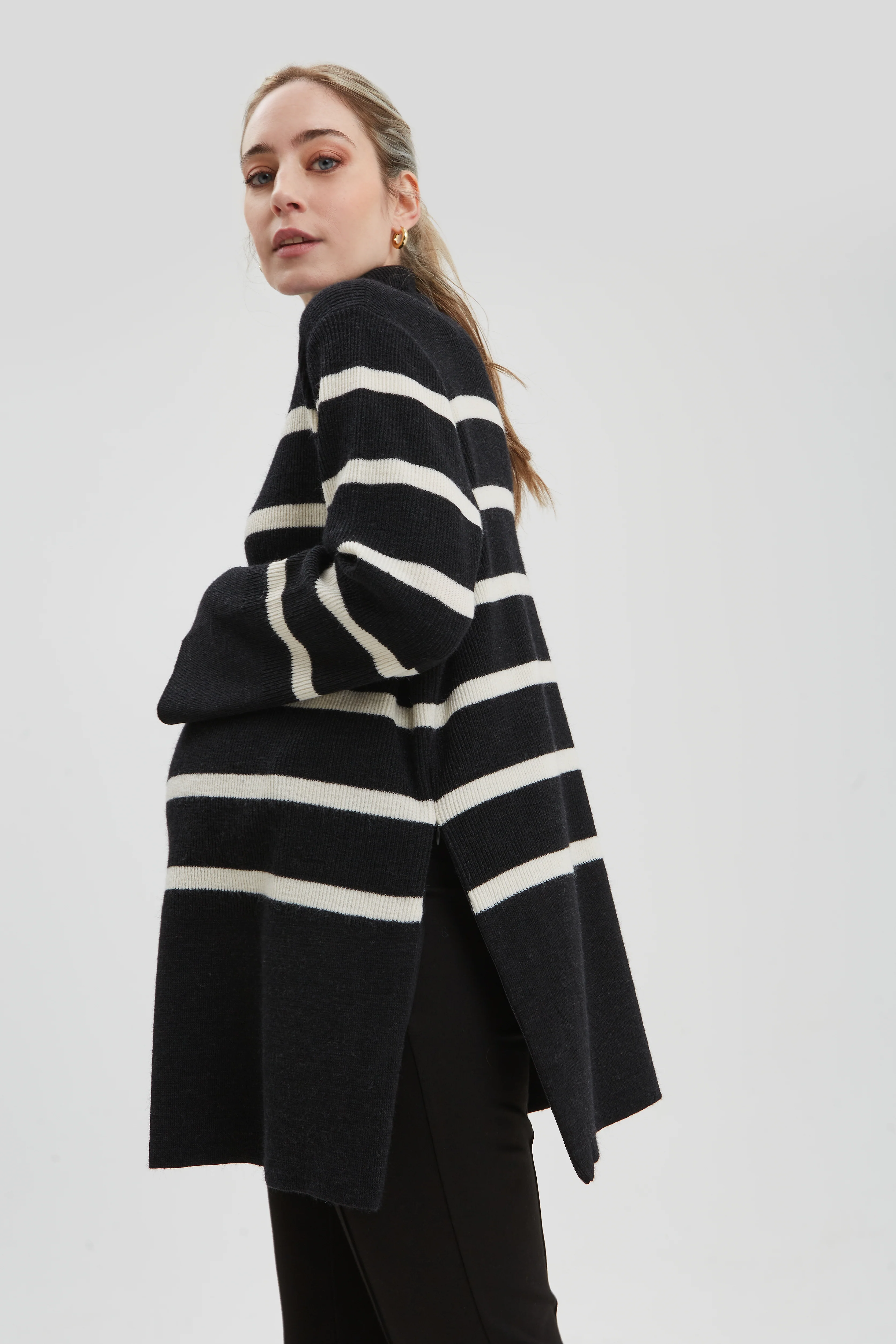 Sarabeth Sweater - Image 5